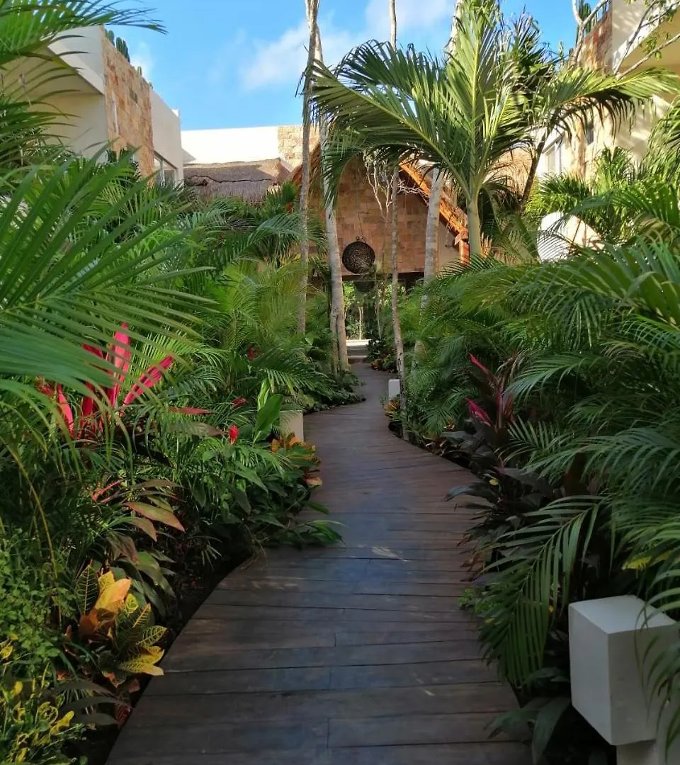 Alma De Flores Private Pools Suites Tulum 3*,